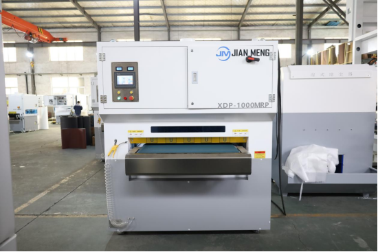 آلة إزالة الأزيز عالية الكفاءة لتشطيب الأجزاء المعدنية بدقة